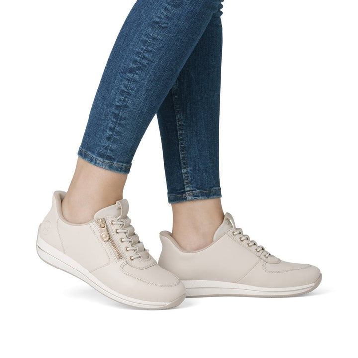 N1156-60 BEIGE ZIP UP TRAINER