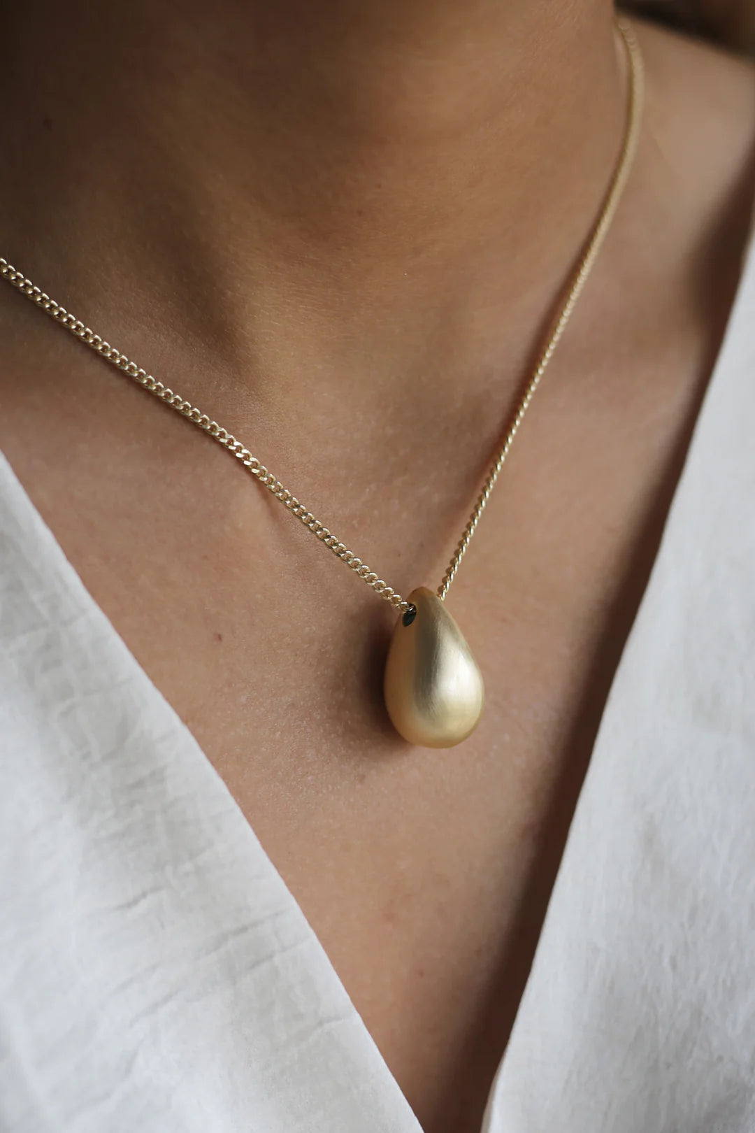 HUSH GOLD NECKLACE