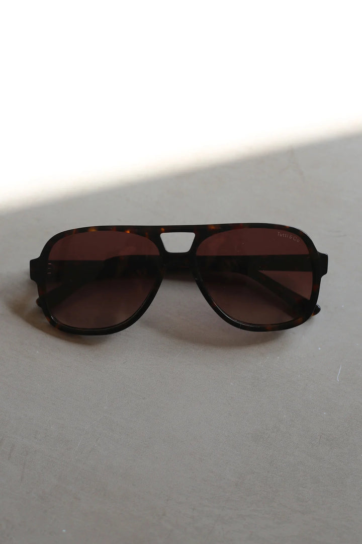 AURA SUNGLASSES
