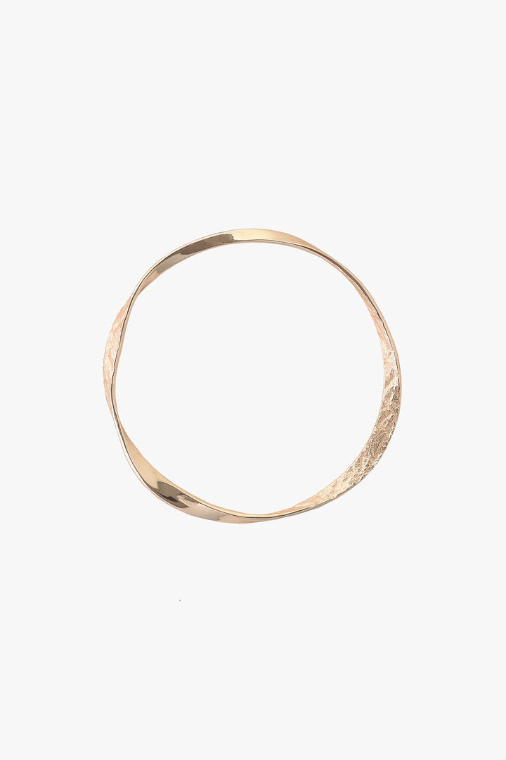 TEXTURED COASTAL BANGLE