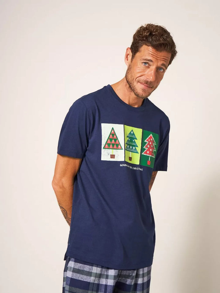 CHRISTMAS GEAR GRAPHIC TEE