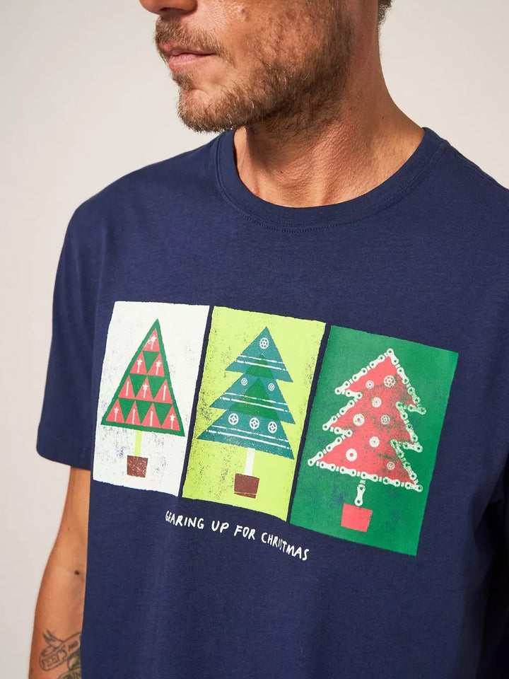 CHRISTMAS GEAR GRAPHIC TEE