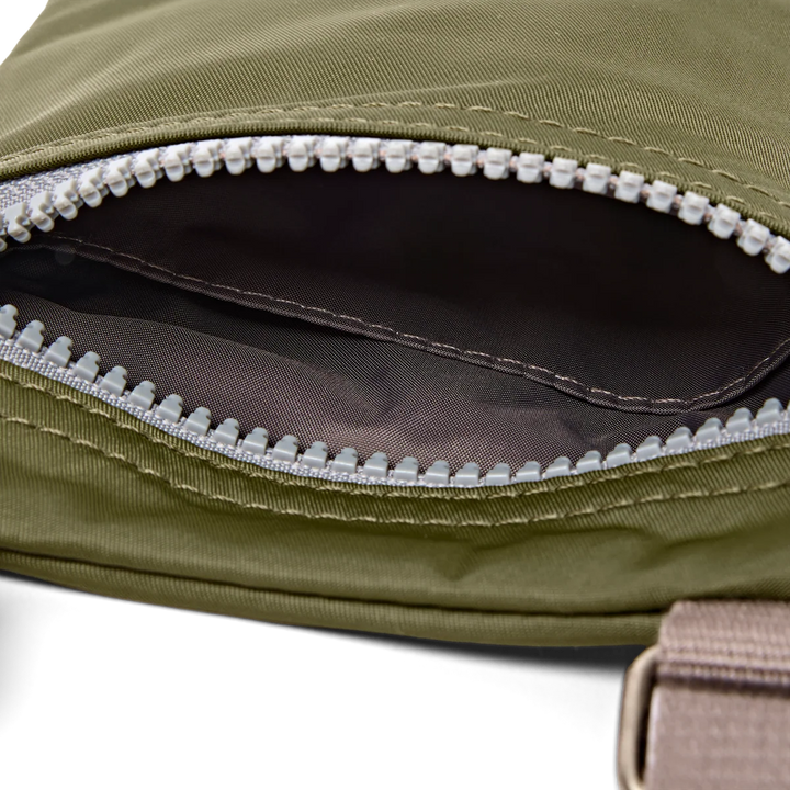 Chelsea recycled nylon bag