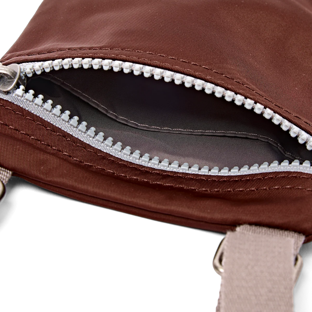 Chelsea recycled nylon bag