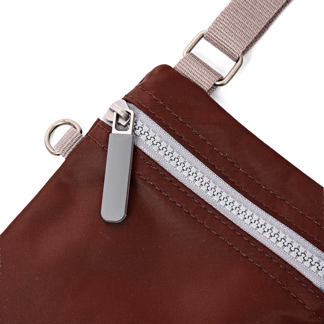 Chelsea recycled nylon bag