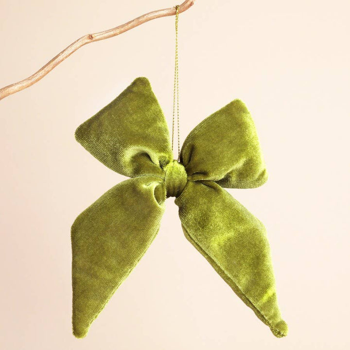 Velvet Bow Hanging Decoration: Pink