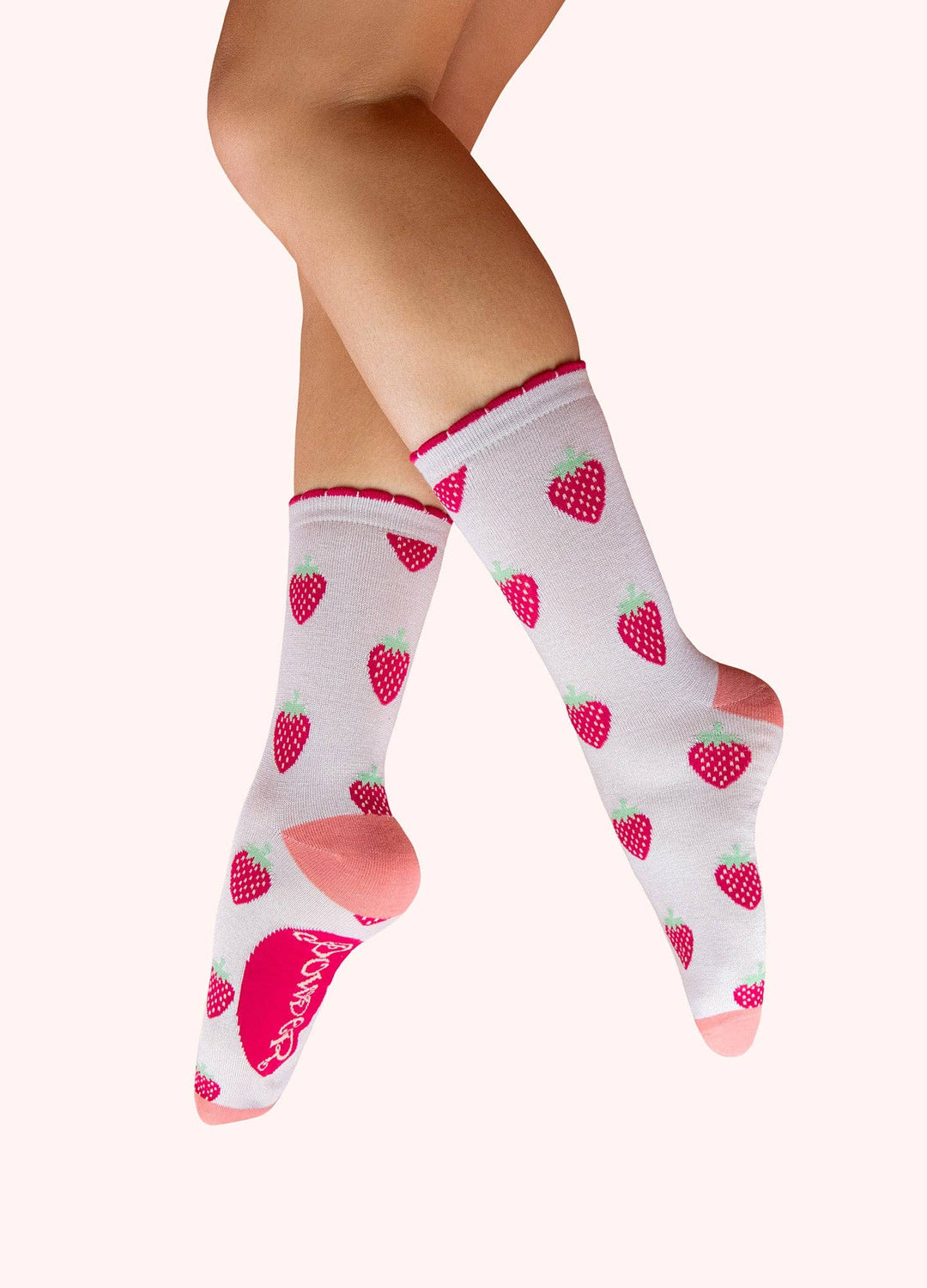 Ladies' Ankle Socks - Succulent Strawberries in Cream: Cream