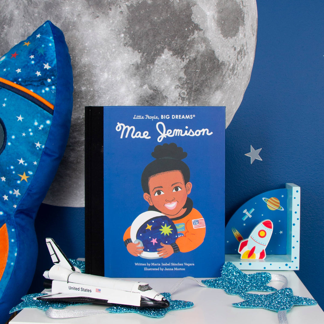 Little People, Big Dreams: Mae Jemison