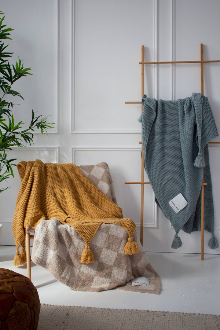 The Teddy Throw - 100% Recycled - Beige - AW23