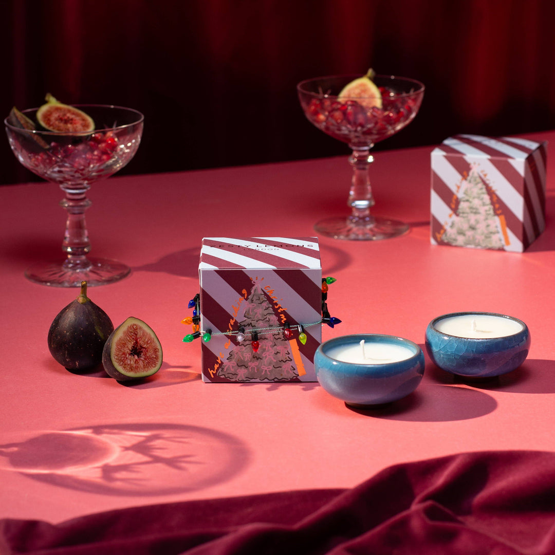 Sparkle Season: Cracking Christmas Tea Lights (Box of 2) - Fireside