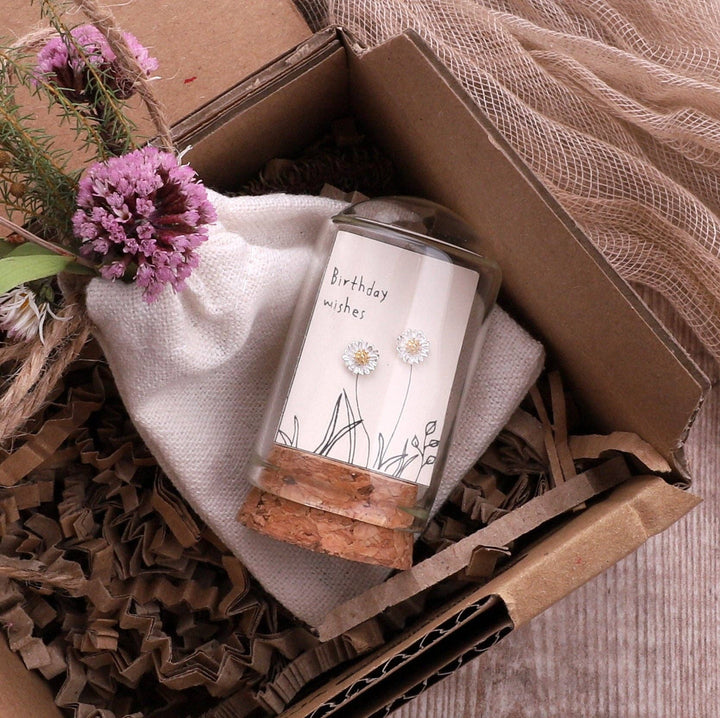 TT51029 Birthday wishes daisy flower earrings