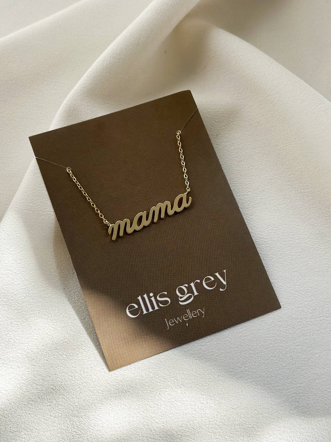 'Mama' Name 18k Gold Charm Necklace
