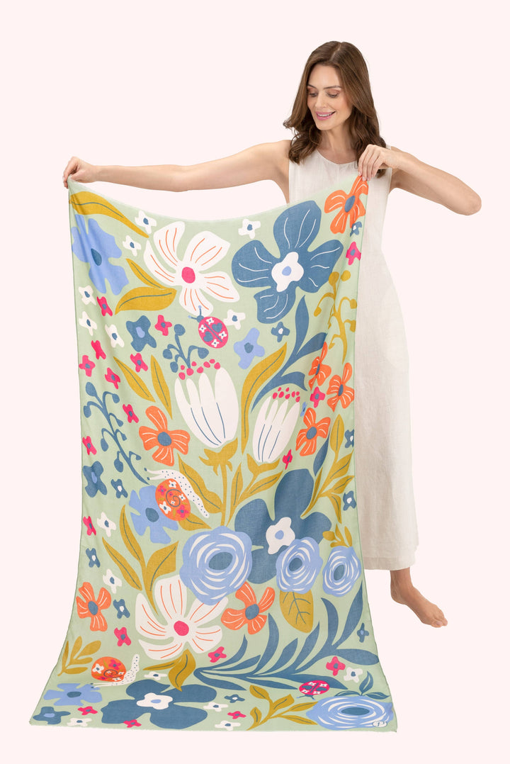 Print Scarf - Garden Friends in Wild Flowers: Green