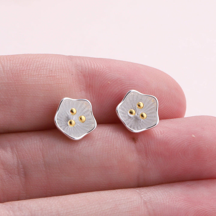 TT51019 Birthday flowers in a bottle