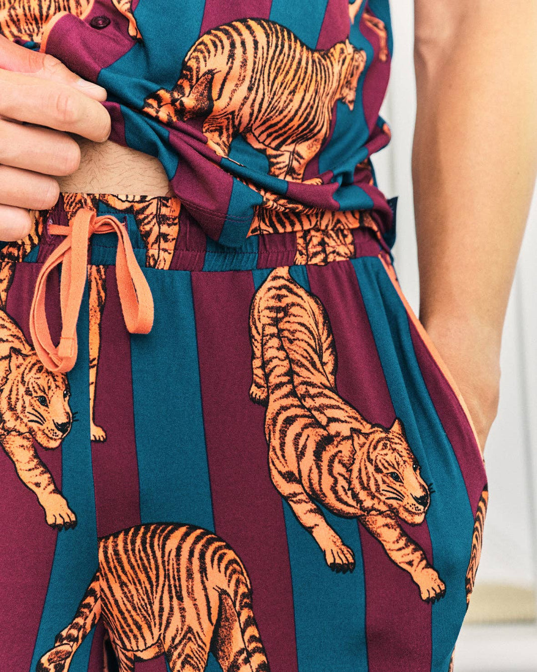 Tiger Stripe Print Long Pyjama Set: M