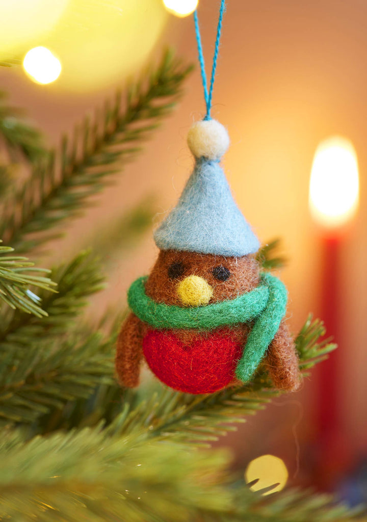 Set of 5 Hanging Felt Robin Decorations
