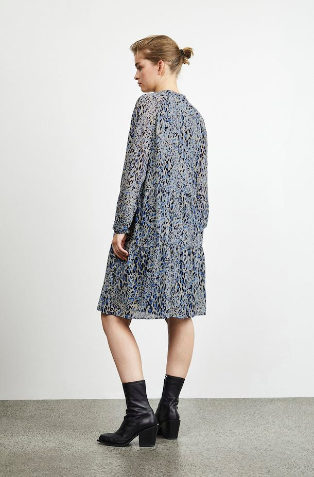 BLUE LEOPARD PRINT DRAMA DRESS
