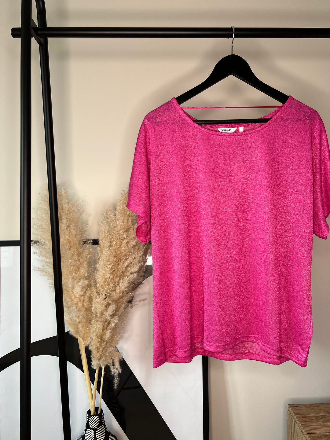 RASPBERRY ROSE SAKIA BATWING TOP