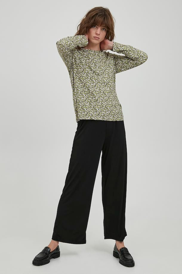 VERA WEEPING WILLOW FLORAL TOP