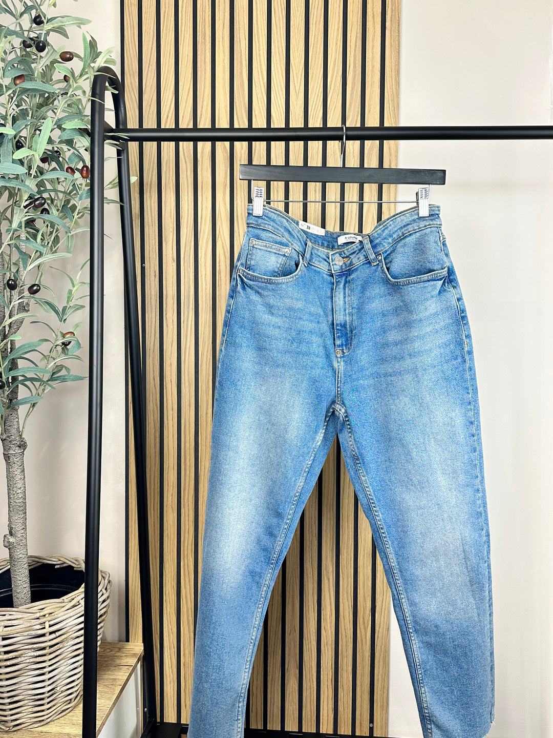 LIGHT BLUE DENIM KOLLA JEANS