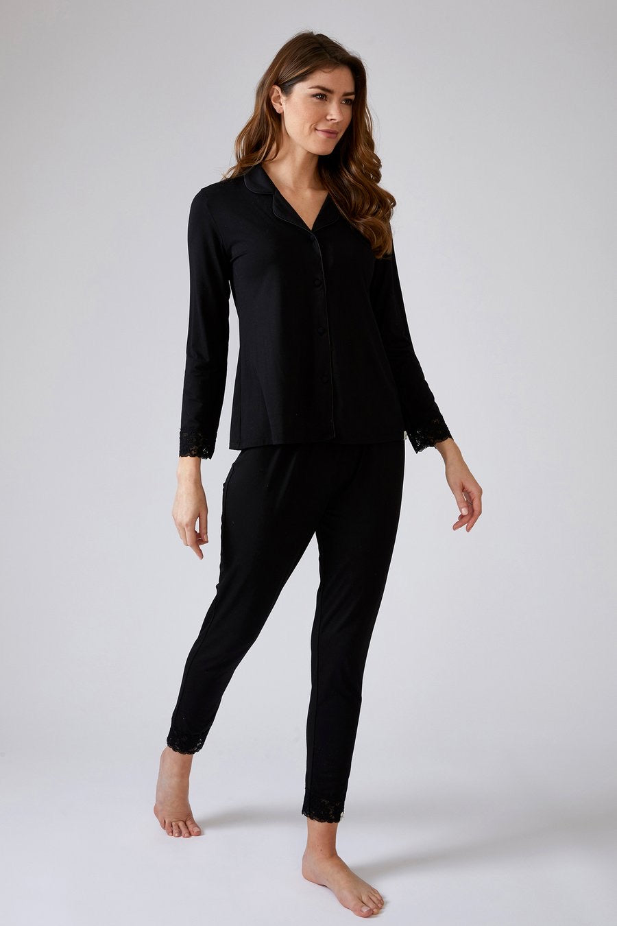 BLACK LACE MODAL PYJAMA SET