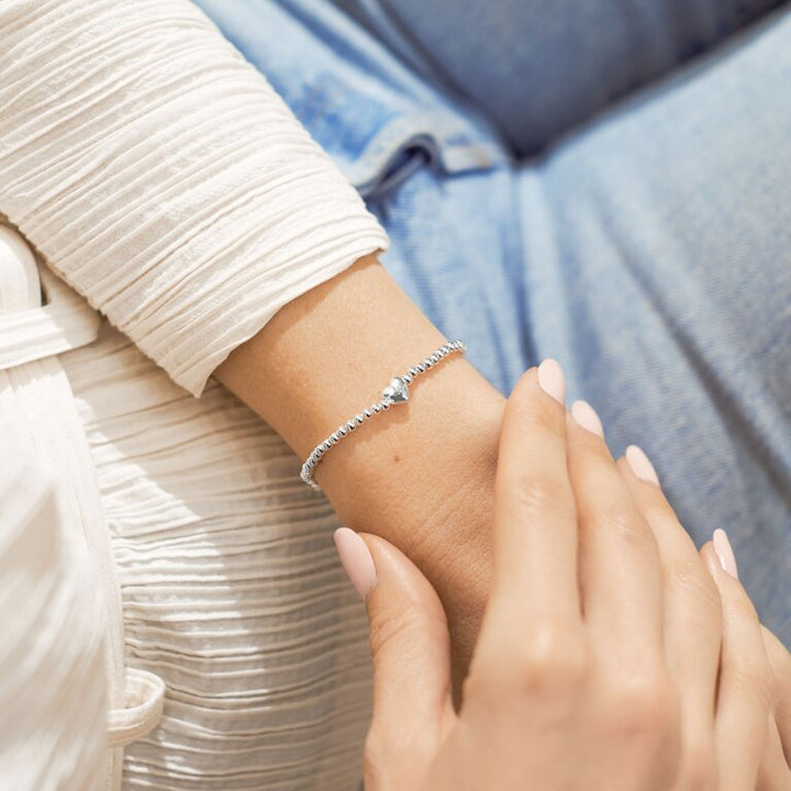 A LITTLE ‘HAPPY BIRTHDAY’ CRYSTAL BRACELET