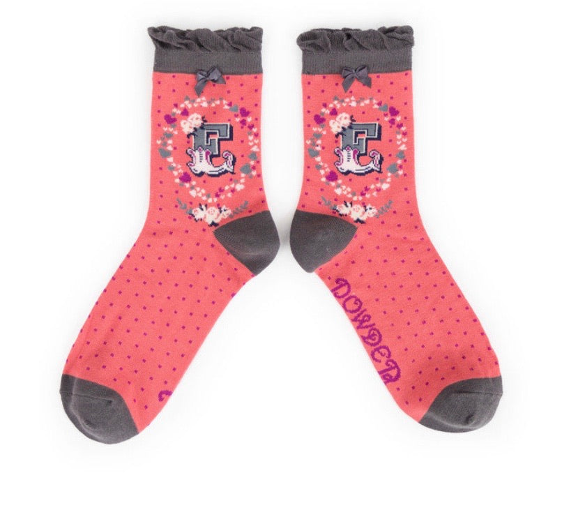 A-Z ANKLE ALPHABET SOCKS