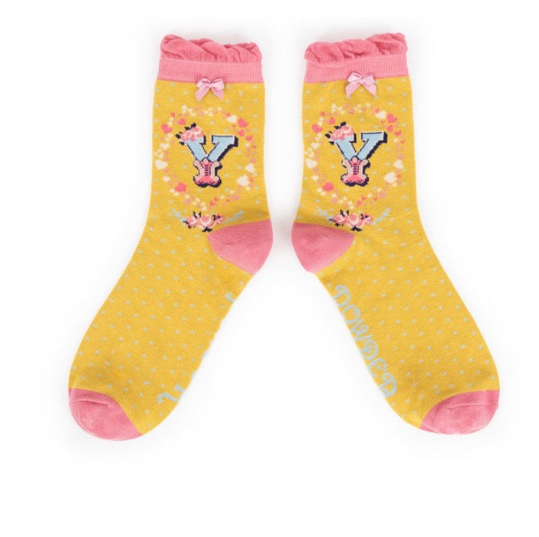A-Z ANKLE ALPHABET SOCKS