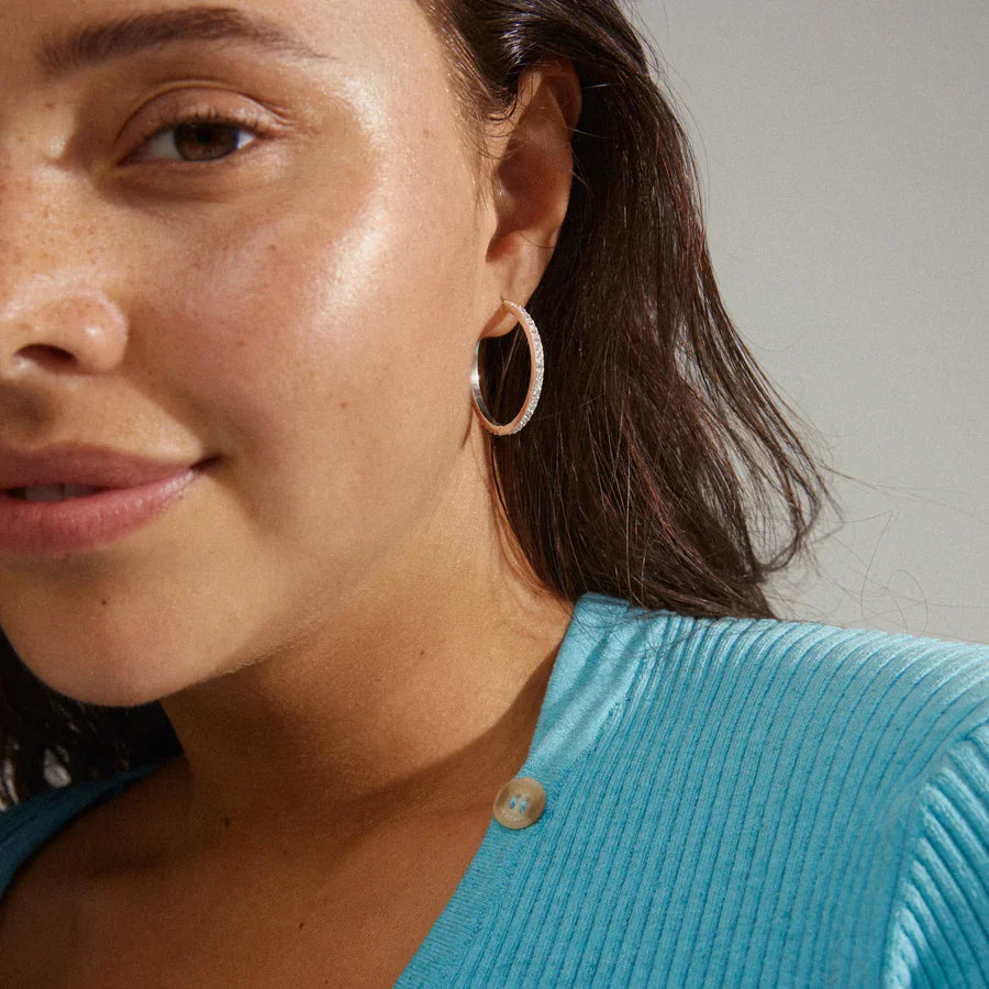 BE CRYSTAL HOOP EARRINGS SILVER-PLATED
