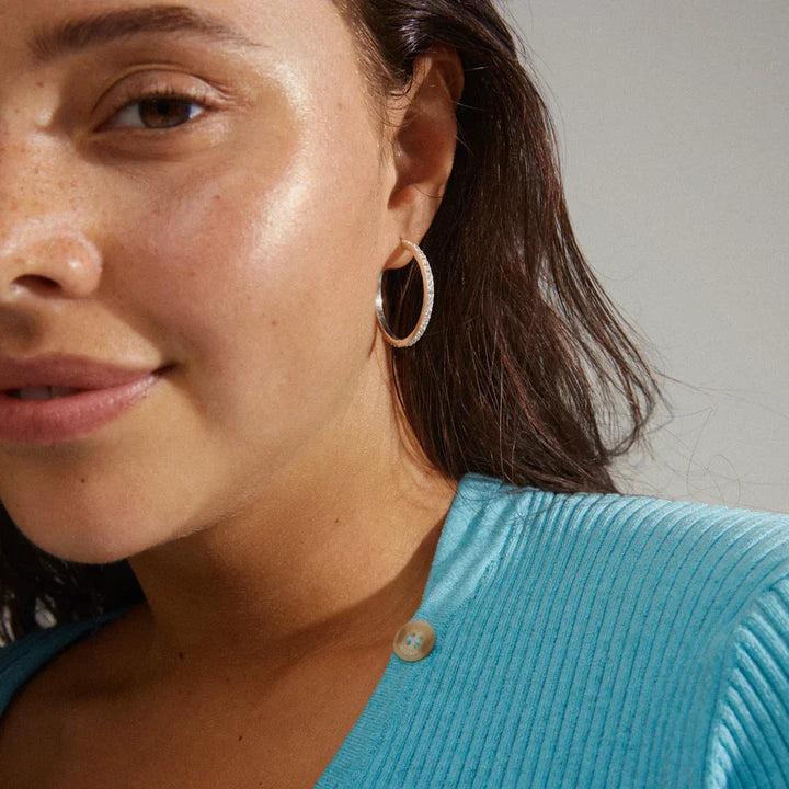BE CRYSTAL HOOP EARRINGS SILVER-PLATED