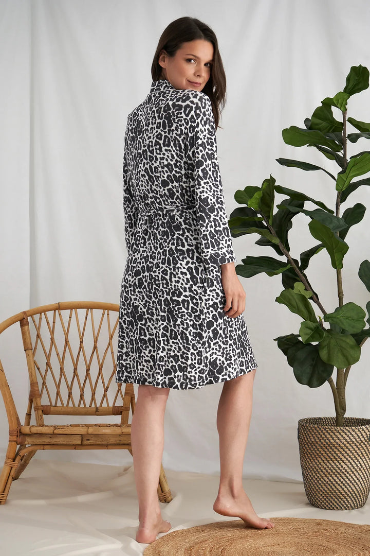BAMBOO LUXE LEOPARD KIMONO ROBE