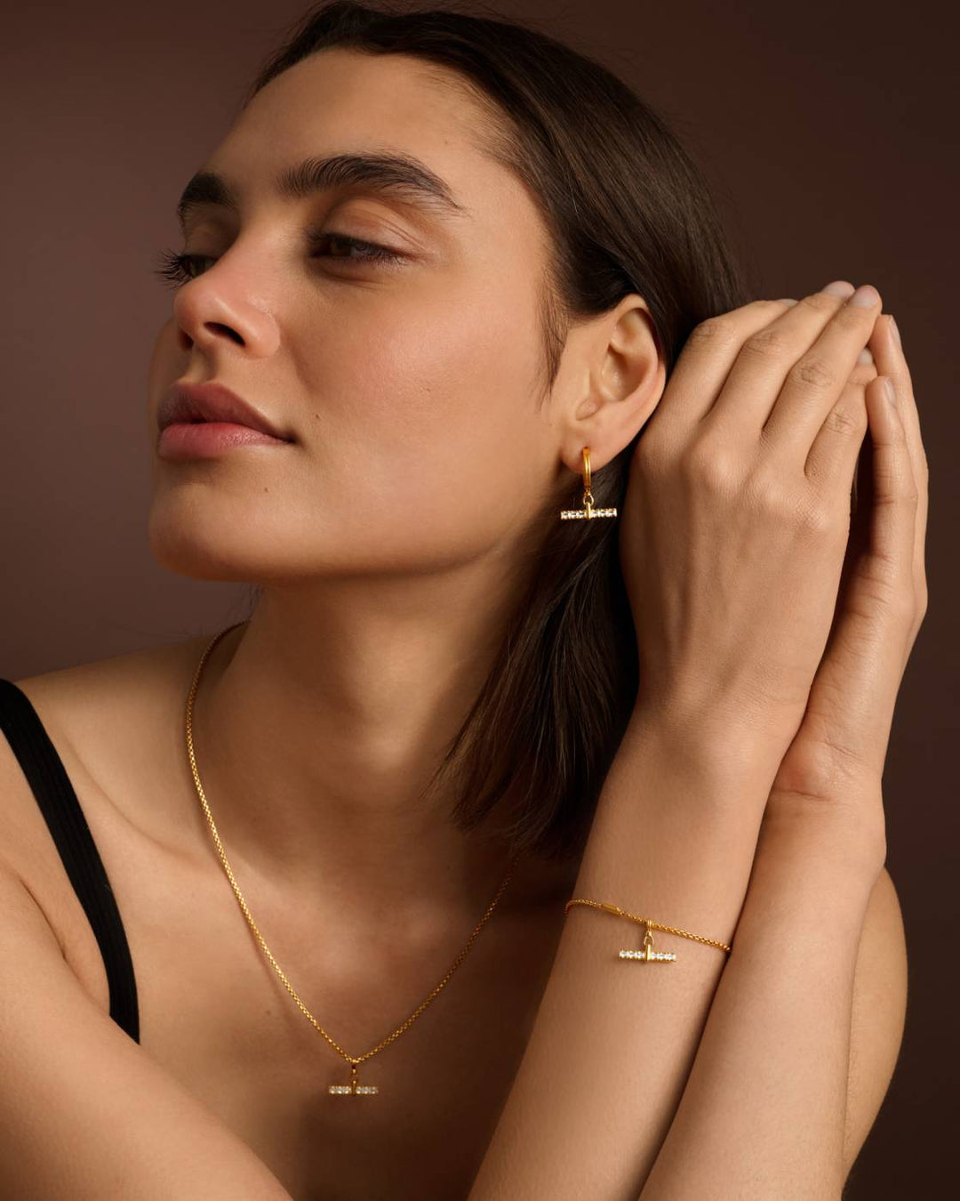 Lustre T-Bar Necklace